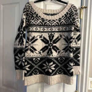 American Eagle Sweater Balck&White Ski Snowflakes Women Sz Med
